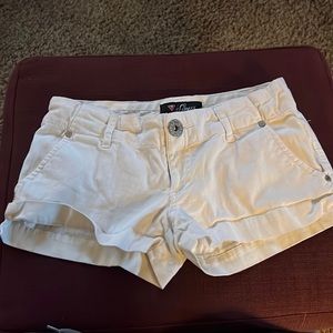 Guess Shorts size 0 w24